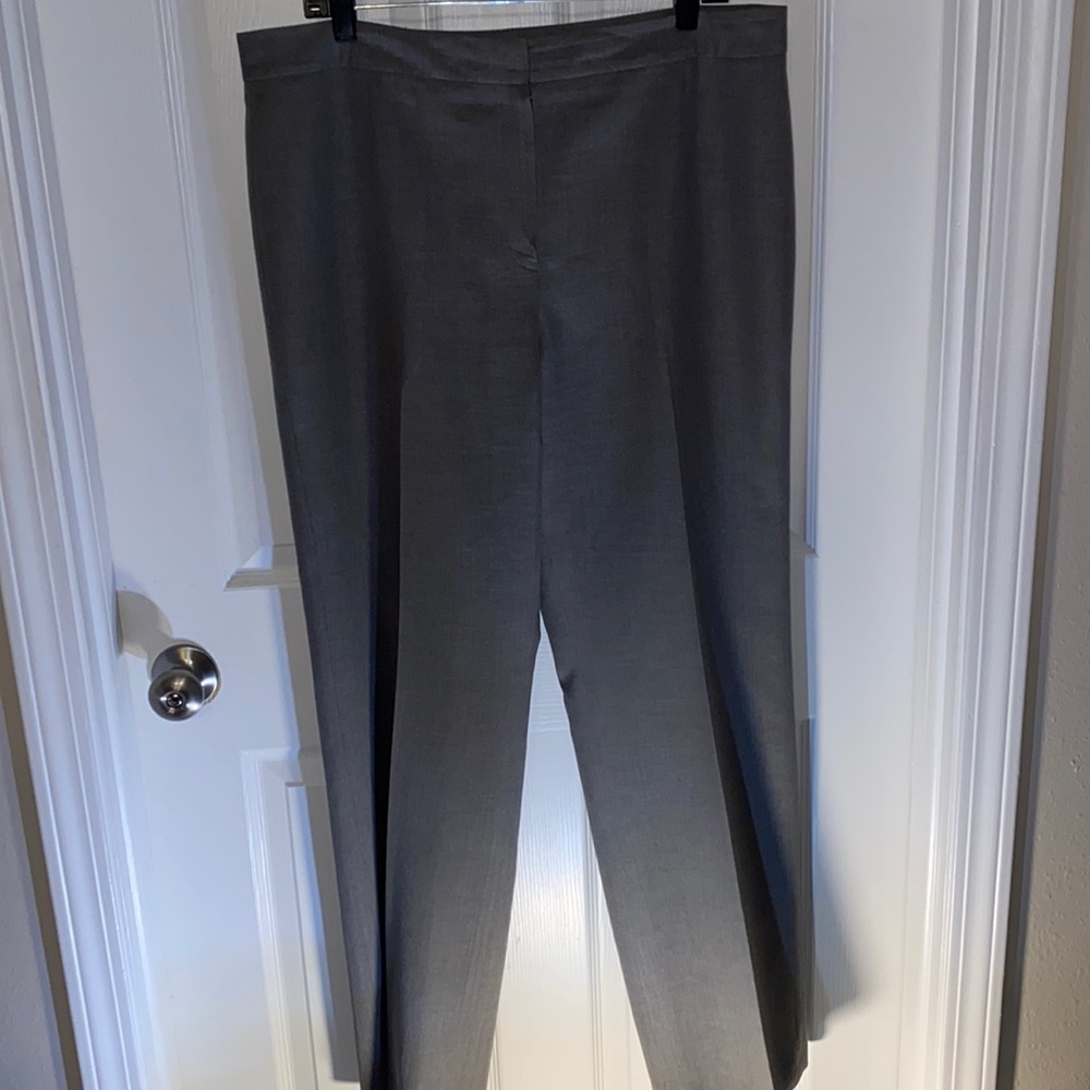 Kasper Women's Dress Pant Size 14 Gray Fully Lined To Ankle Straight Wide Leg